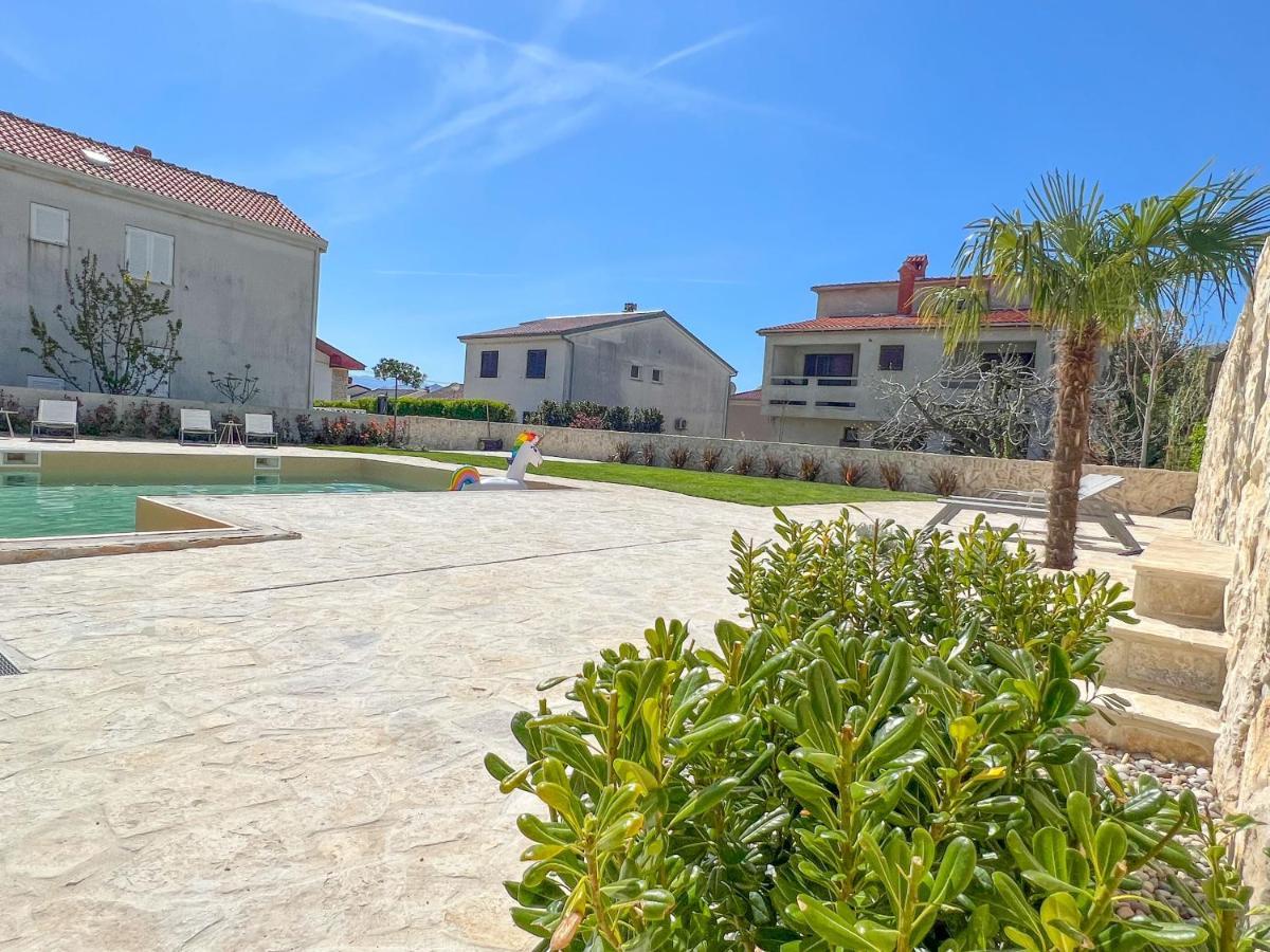 Apartment Baska Mit Poolarea - Krk, Kroatien Dış mekan fotoğraf