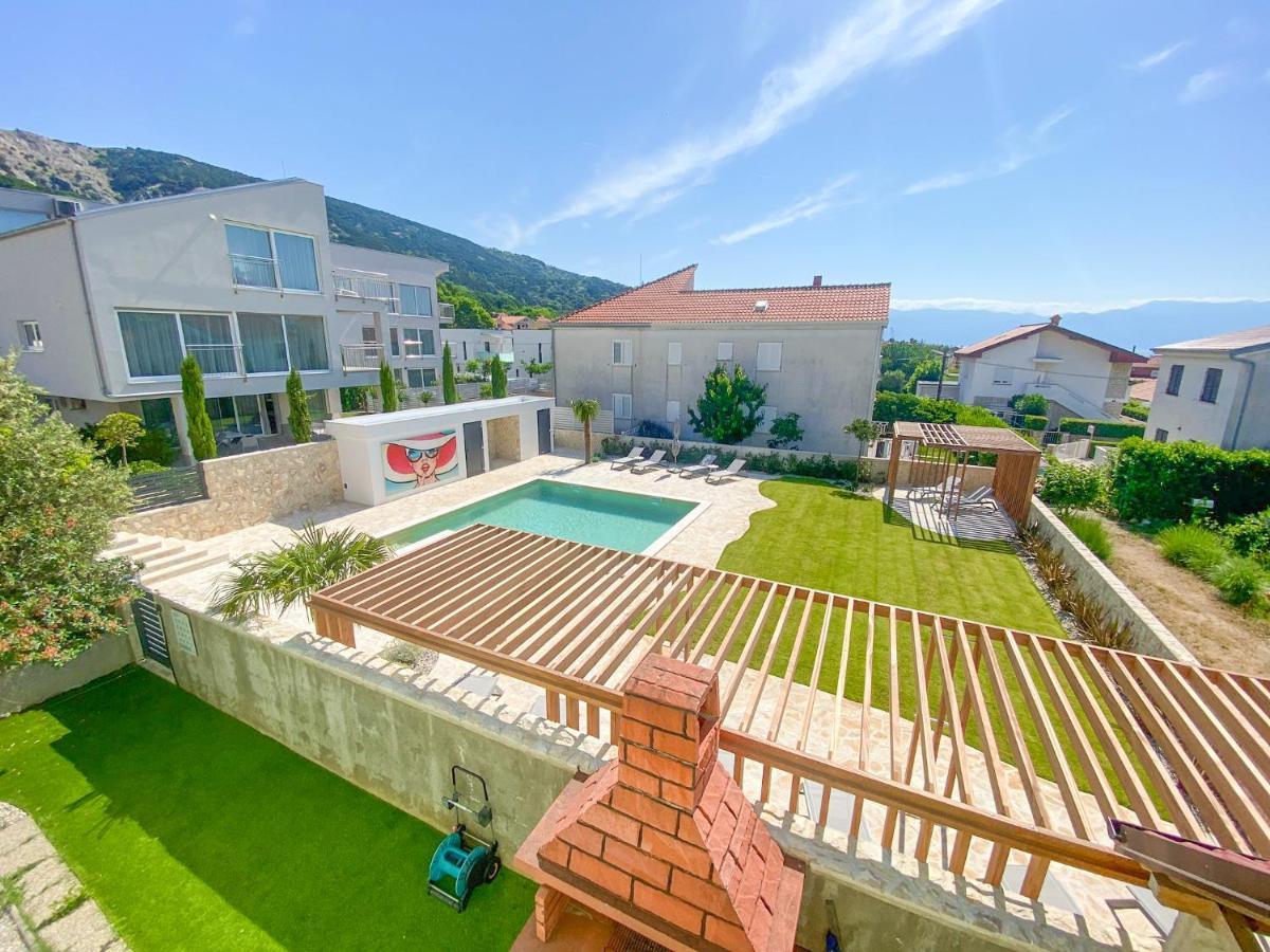 Apartment Baska Mit Poolarea - Krk, Kroatien Dış mekan fotoğraf