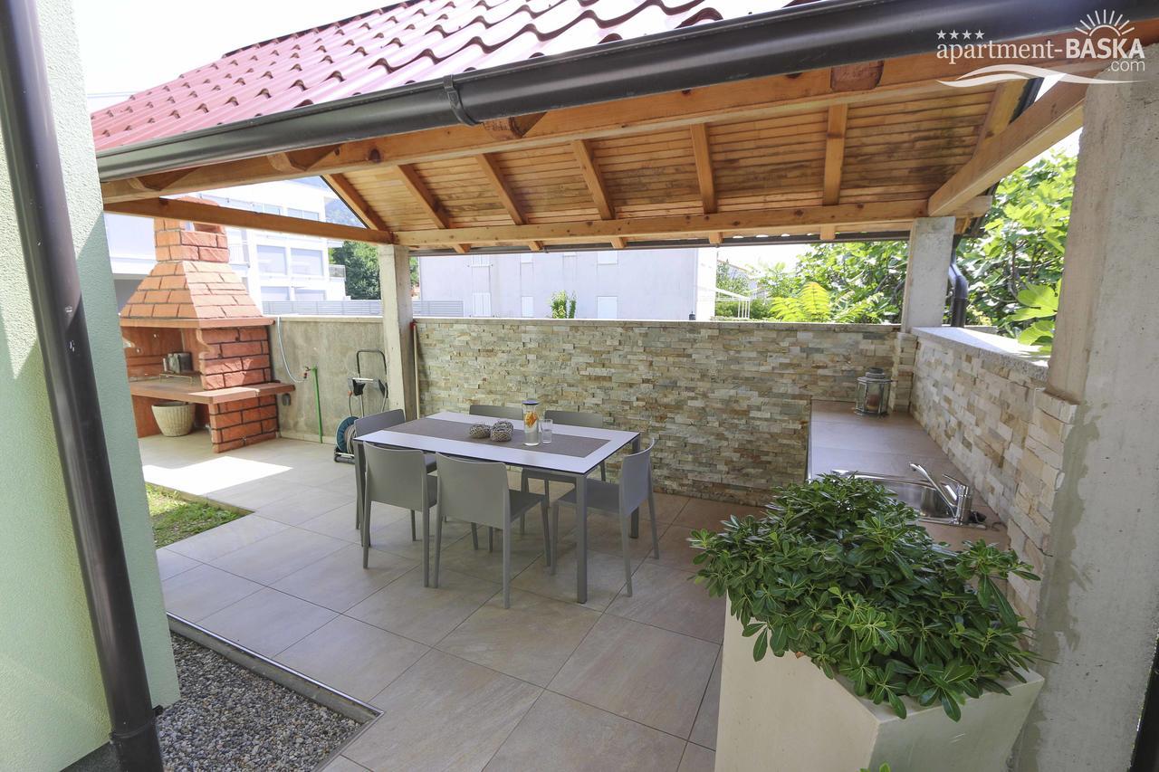 Apartment Baska Mit Poolarea - Krk, Kroatien Dış mekan fotoğraf